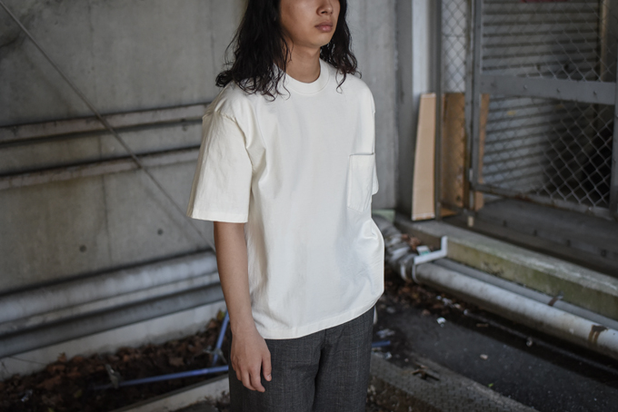 トップスAURALEE STAND-UP TEE - Tシャツ/カットソー(半袖/袖なし)