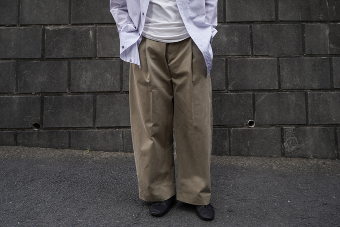 STUDIO NICHOLSON -Peached Cotton Twill Volume Pants- | twelve blog