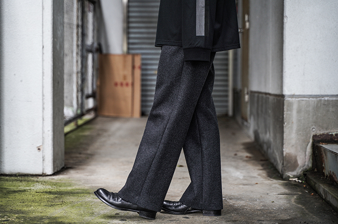 AURALEE】LIGHT MELTON WIDE SLACKS-