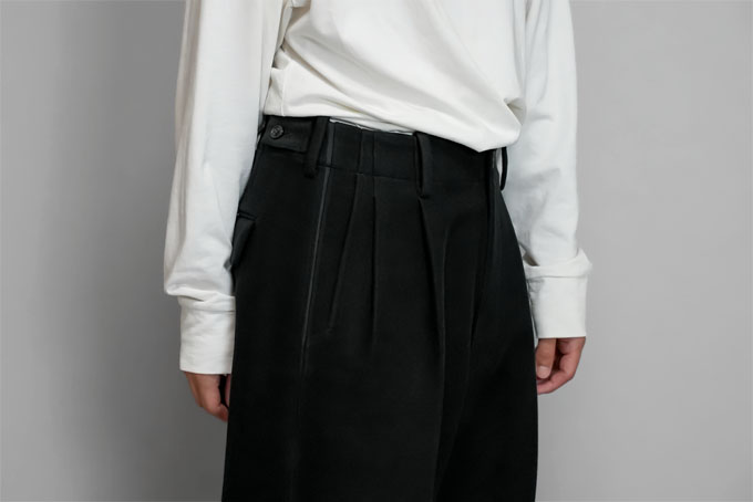 海外限定】 Yoke 2TUCK WIDELEGGED SIDE TAPE TROUSERS スラックス