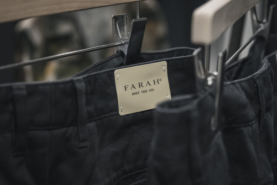 FARAH -Cotton Drill Two Tuck Wide Tapered Pants- | twelve blog