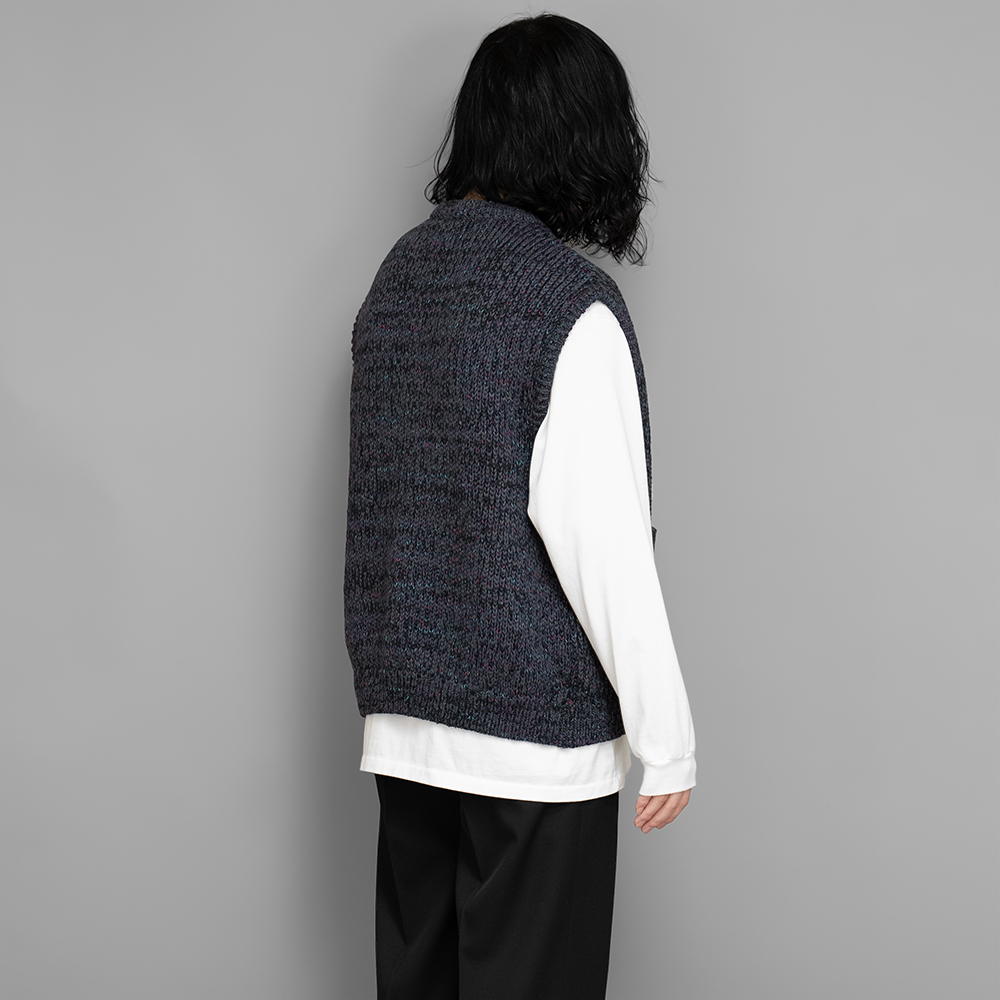 ENCOMING / Knitted Two Pocket Vest | twelve