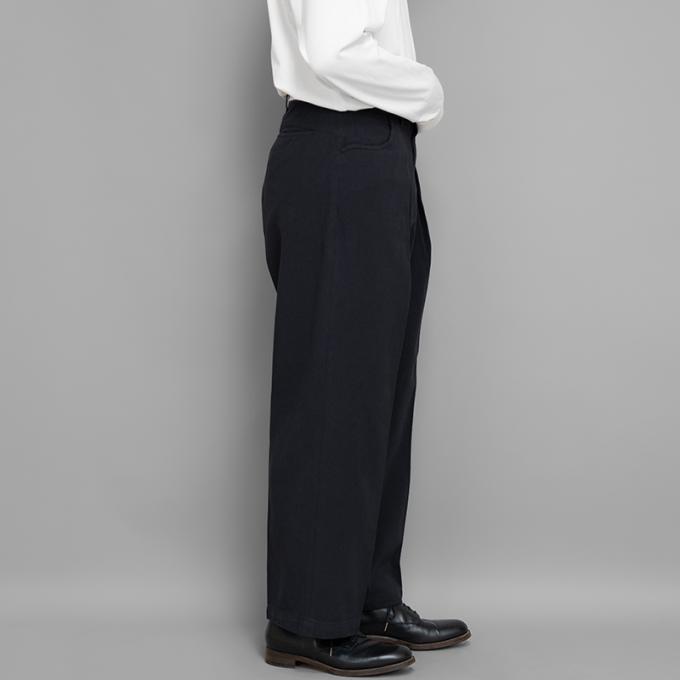 FARAH / One Tuck Wide Pants (Cotton Twill-Navy) | twelve