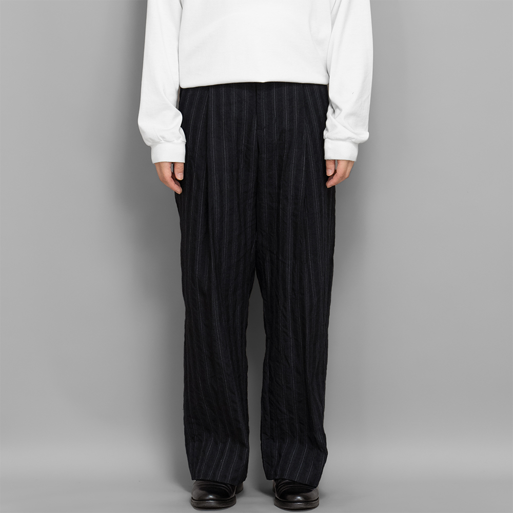 calmlence / Single Pleated Wide Pants (Navy Stripe)