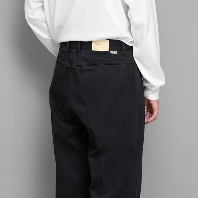 FARAH / Two Tuck Wide Tapered Pants (Cotton Drill-Navy) | twelve