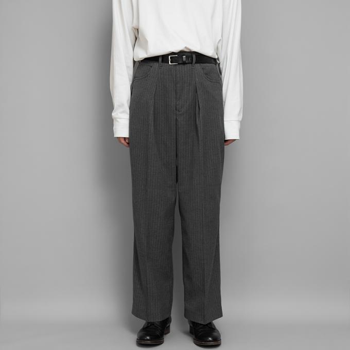 FARAH / One Tuck Wide Pants (Gray)