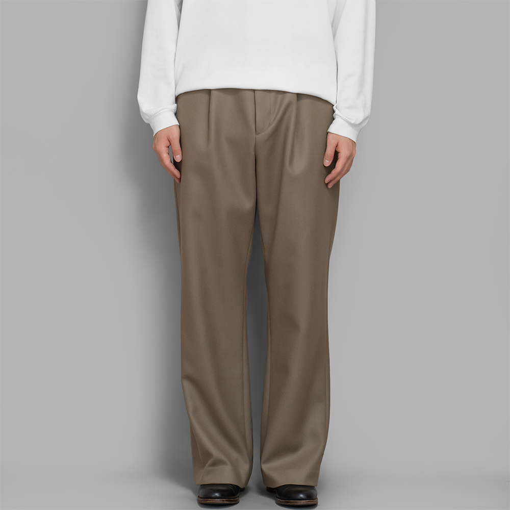 AURALEE / Light Melton One-Tuck Slacks (Khaki Brown)