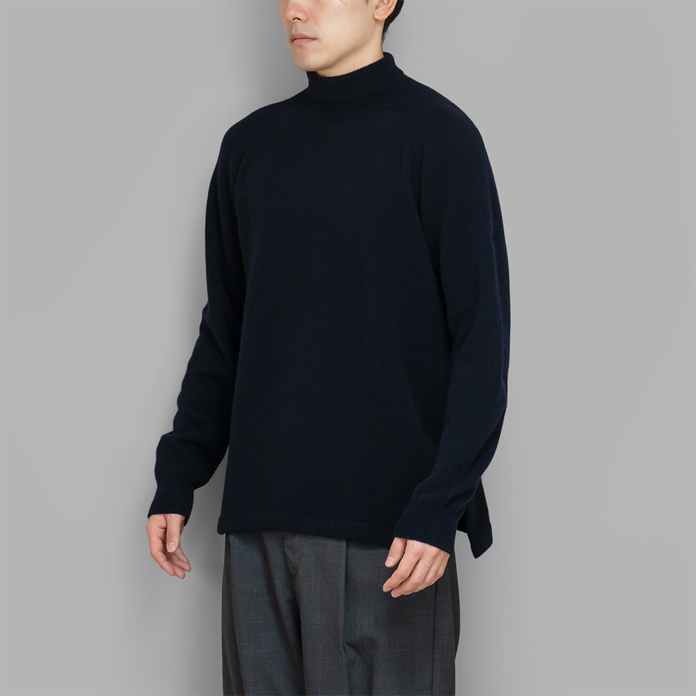 MITTAN / ウルグアイタートルセーター (濃紺)