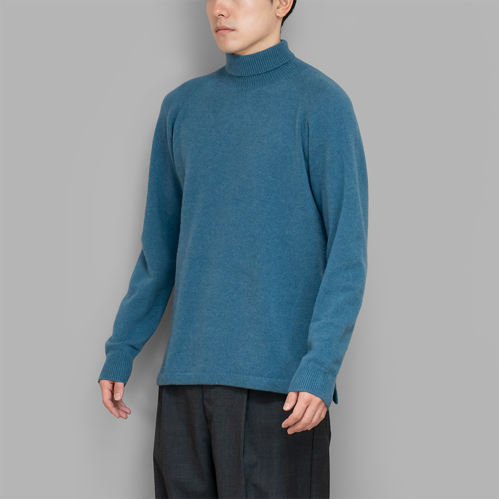 MITTAN / ウルグアイタートルセーター (浅葱)