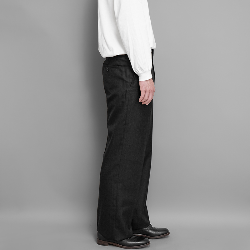 Fendart / Moderate Pants (Black Stripe)