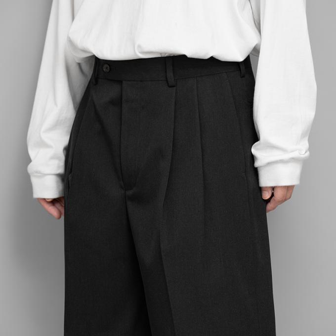 AURALEE / Light Wool Max Gabardine Shorts (Top Black) | twelve