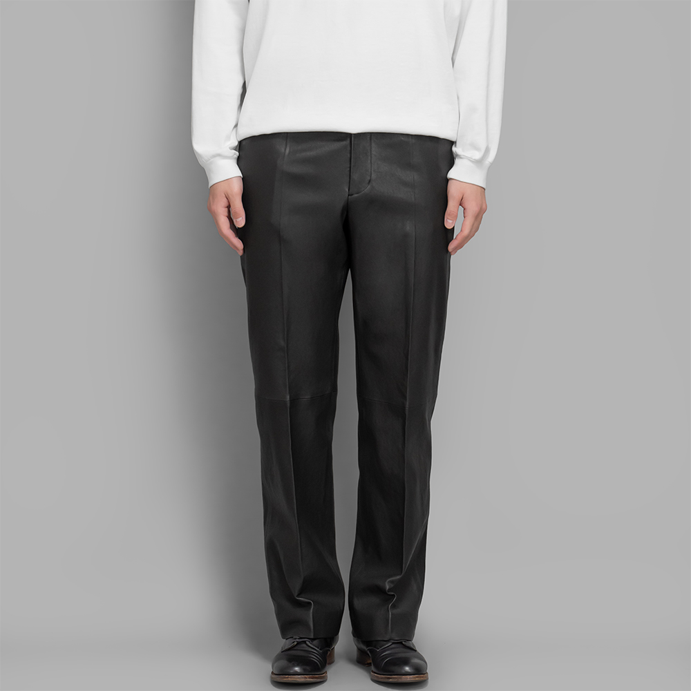 AURALEE / Textured Lamb Leather Pants