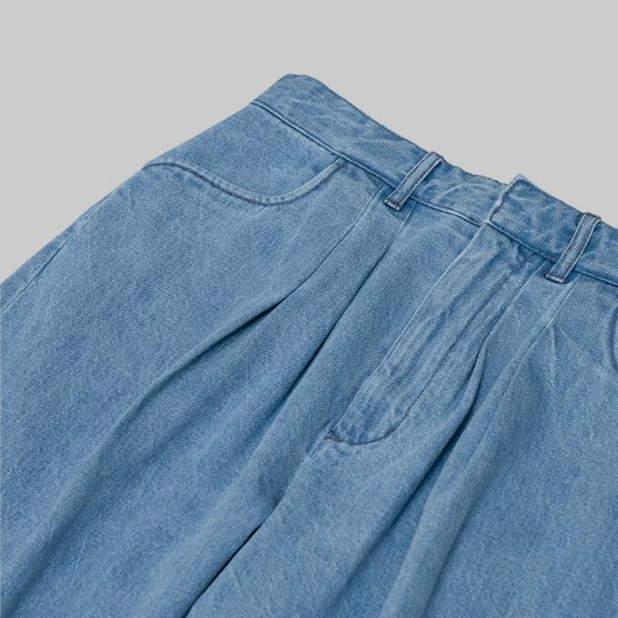 FARAH / Two Tuck Wide Tapered Pants (Denim-Bleach) | twelve