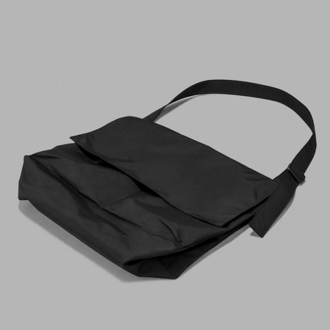 ERA. / B.T No Messenger Bag | twelve