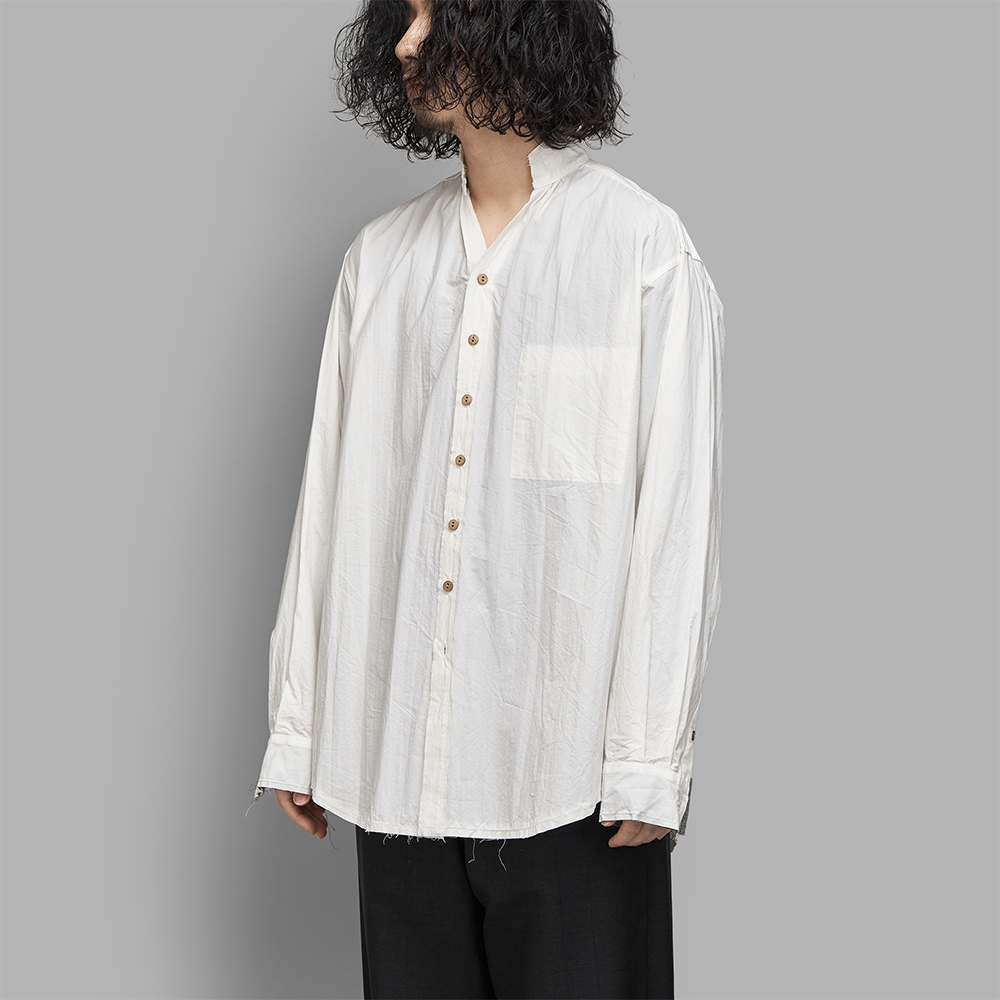BLACKBIRD / Cut Off Collar Shirt (White)