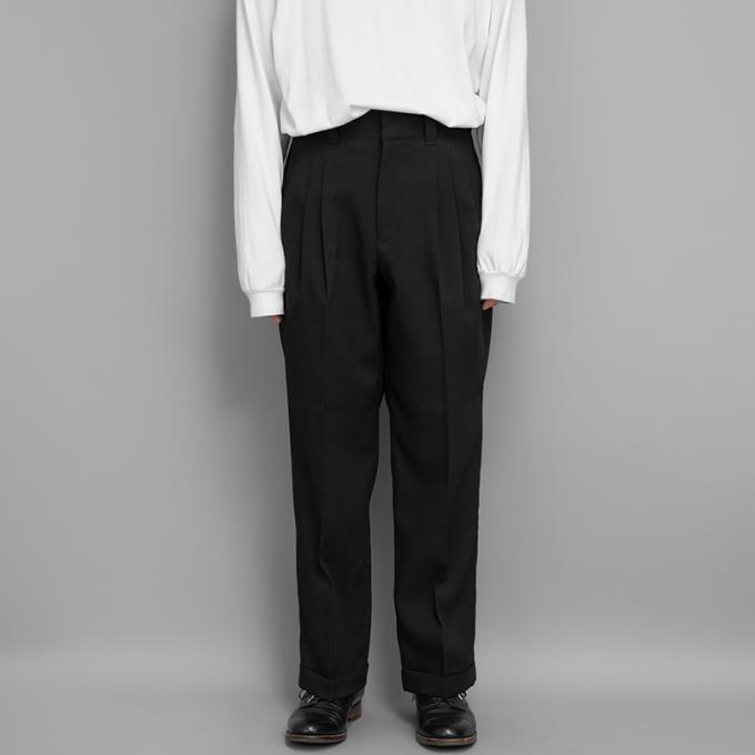 FARAH / Three Tuck Wide Pants (Hopsack-Black)