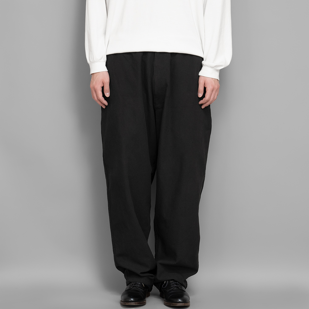 COMOLI  / コットンダックス テーパードパンツ