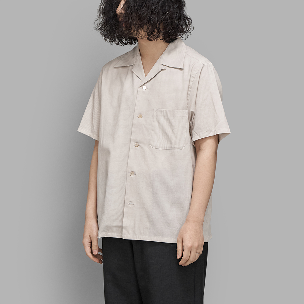 T.T / Open Collar Shirt (Akitasugi Beige)