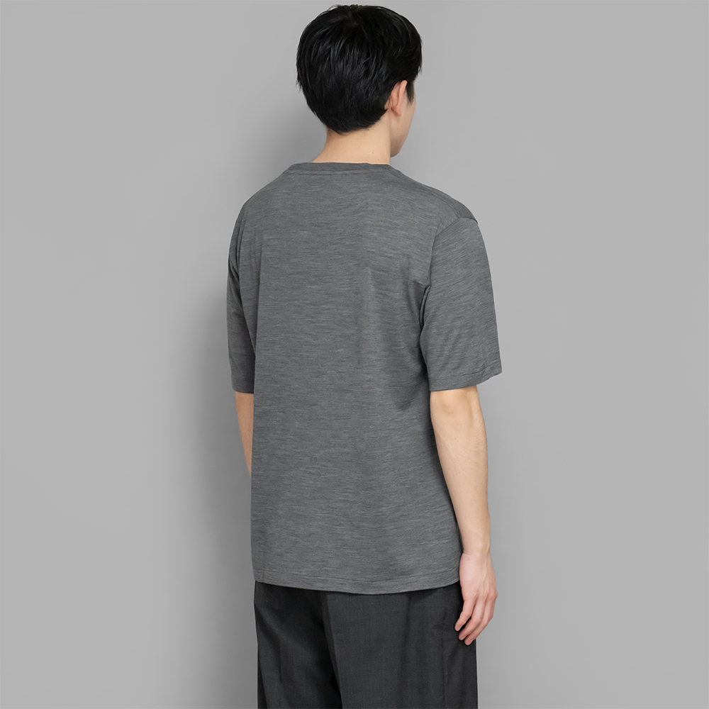 AURALEE / Super Soft Wool Jersey Tee (Charcoal Gray) | twelve