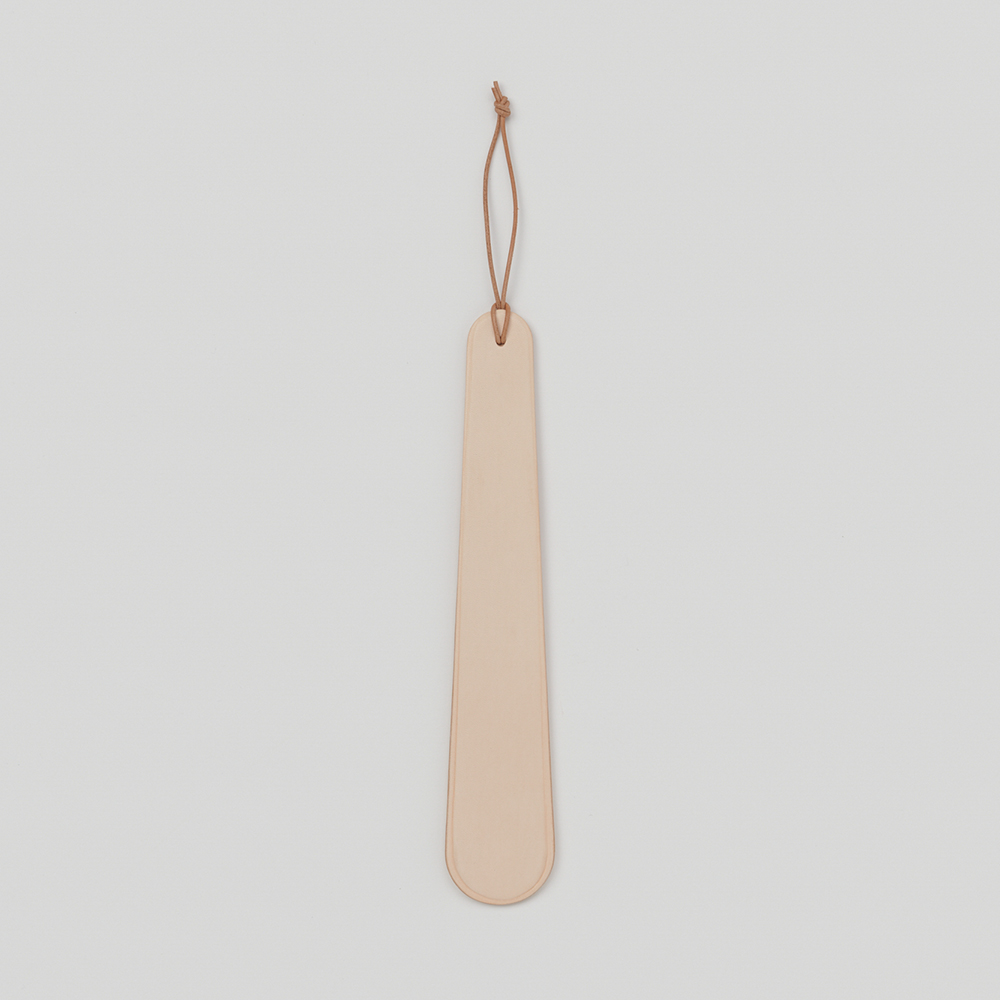 Hender Scheme / Shoe Horn