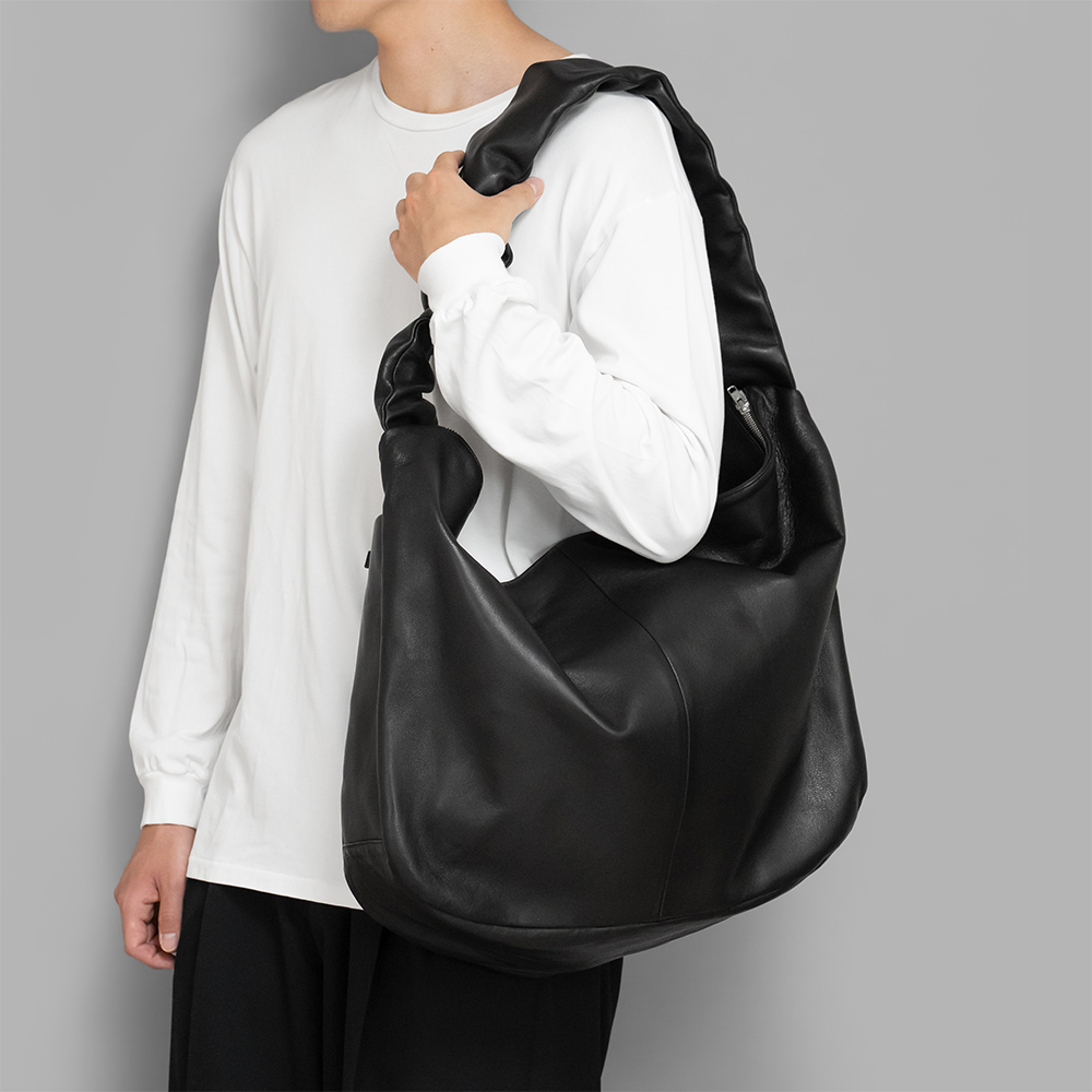 ssstein / Shirring Handle Leather Shoulder Bag