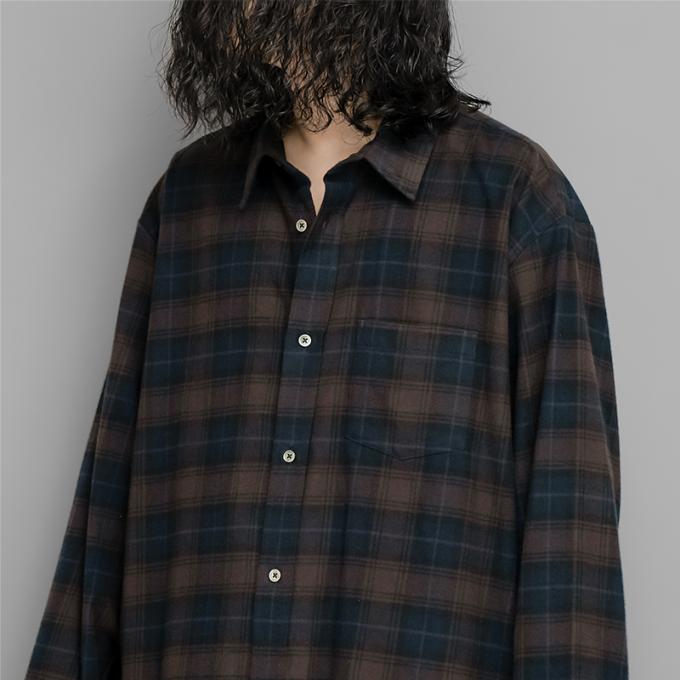 stein / Oversized Cotton Flannel Shirt (Dark Navy Check) | twelve