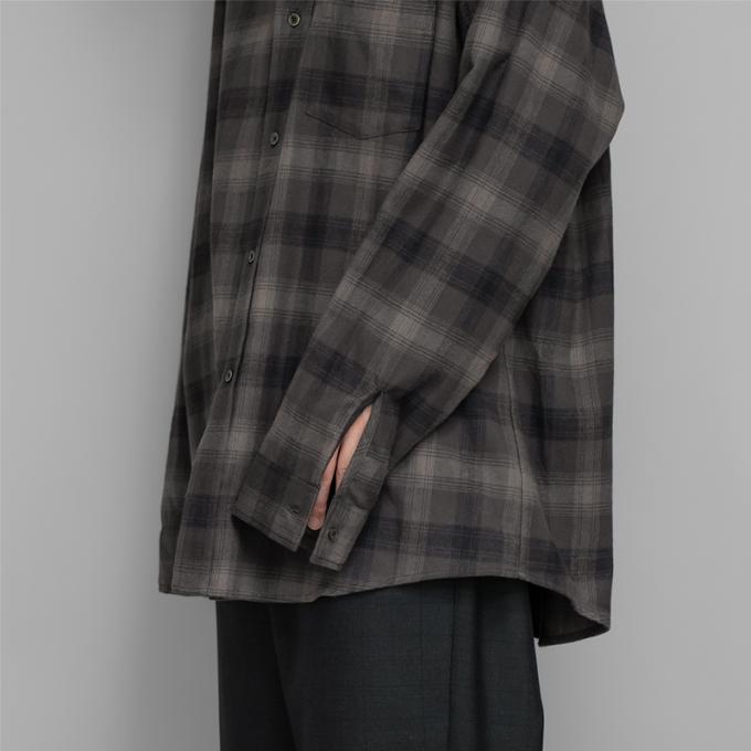 stein / Oversized Cotton Flannel Shirt (Grey Khaki Check) | twelve