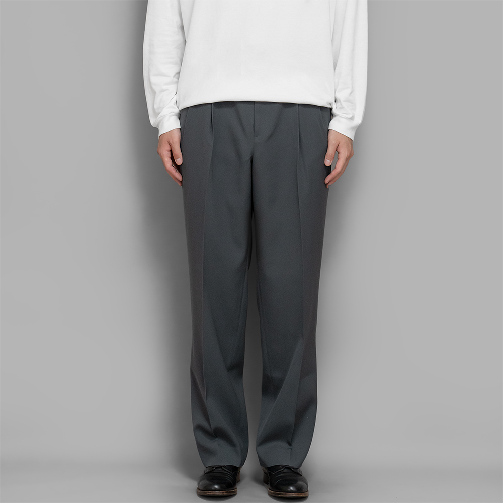【新品未使用】AURALEE TWO-TUCK SLACKS サイズ5 AURALEE / Light Wool Max Gabardine Two-Tuck Slacks (Dark