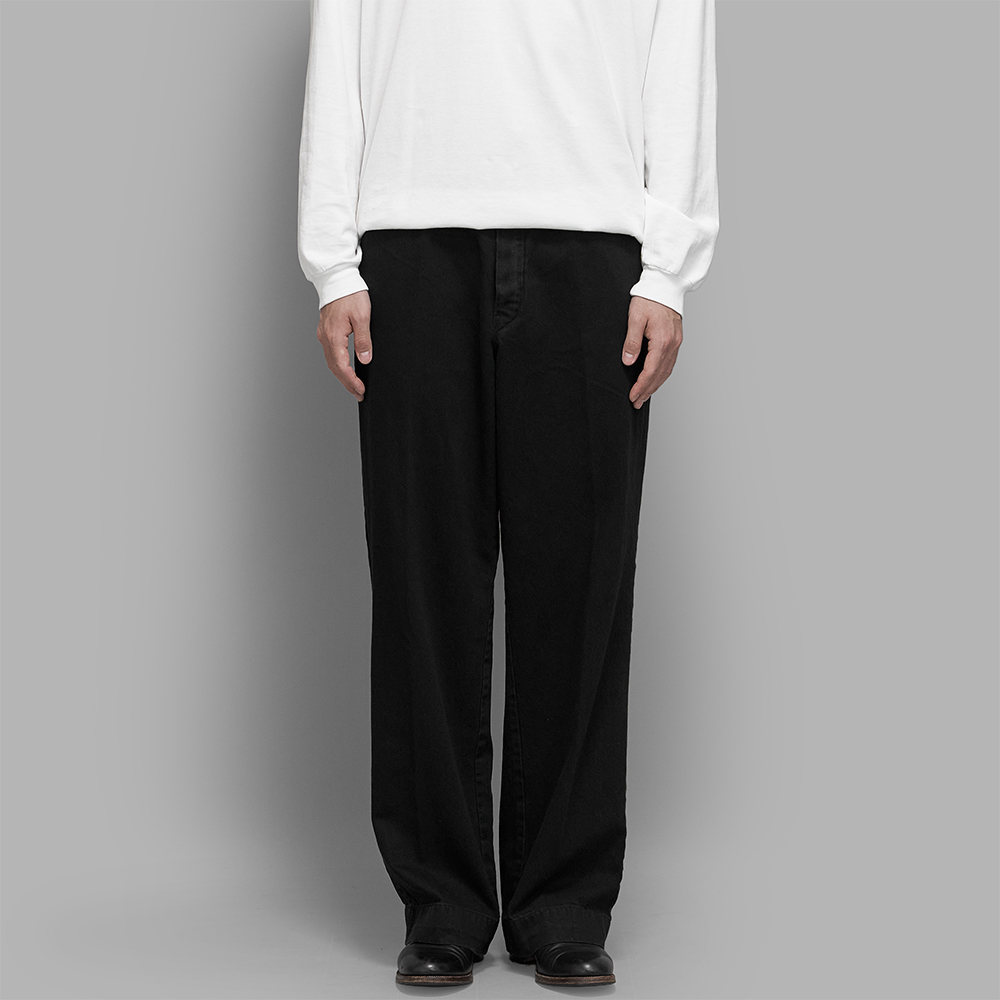 BLACKBIRD / Oﬃce Trouser