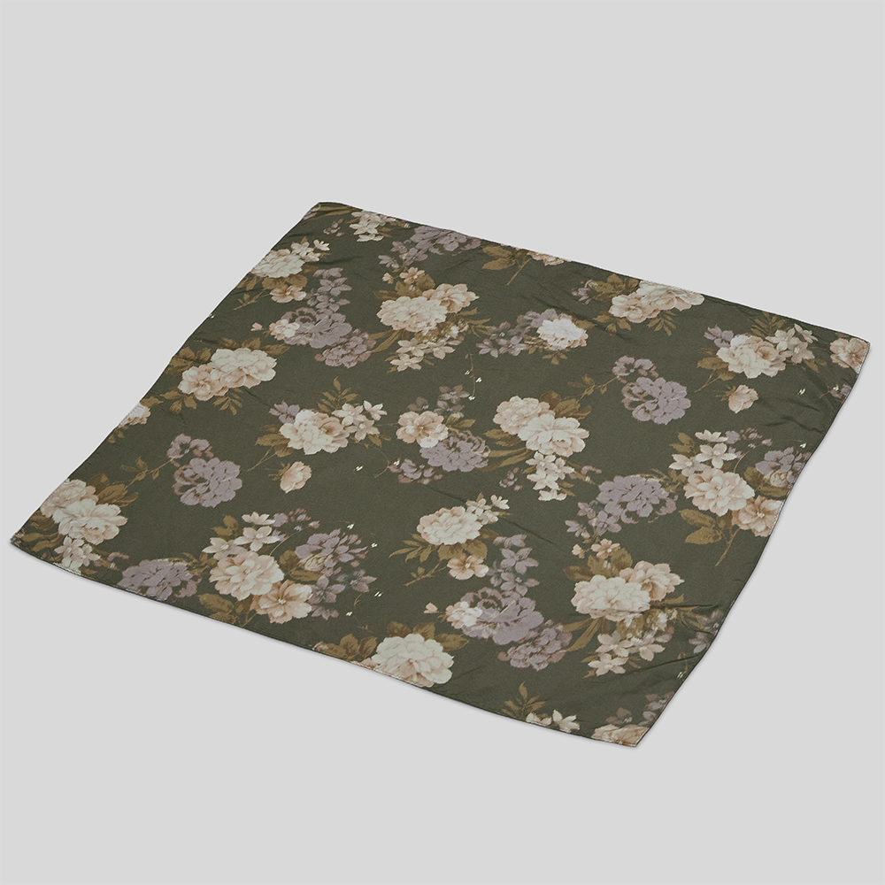 calmlence / Scarf (Khaki Gray Print)