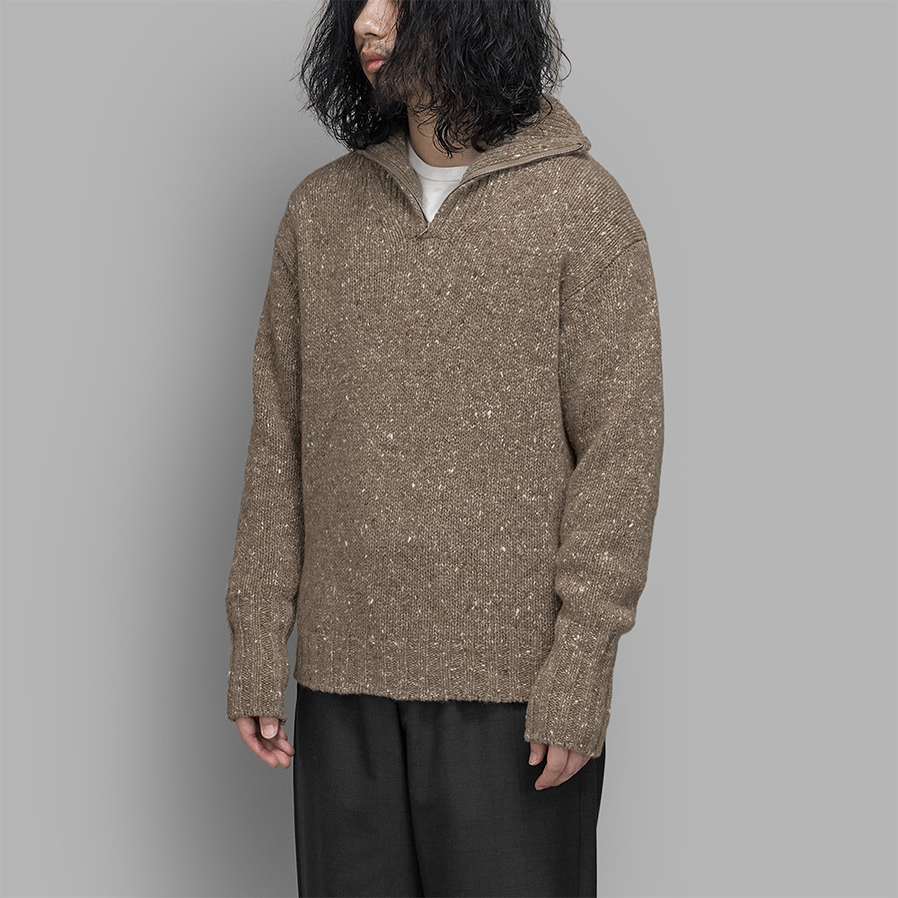 AURALEE / Low-Gauge Homespun Tweed Knit Zip Turtle (Top Brown)