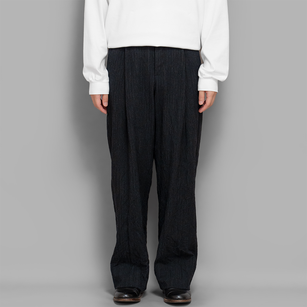 calmlence / Single Pleated Wide Pants (Black Stripe)