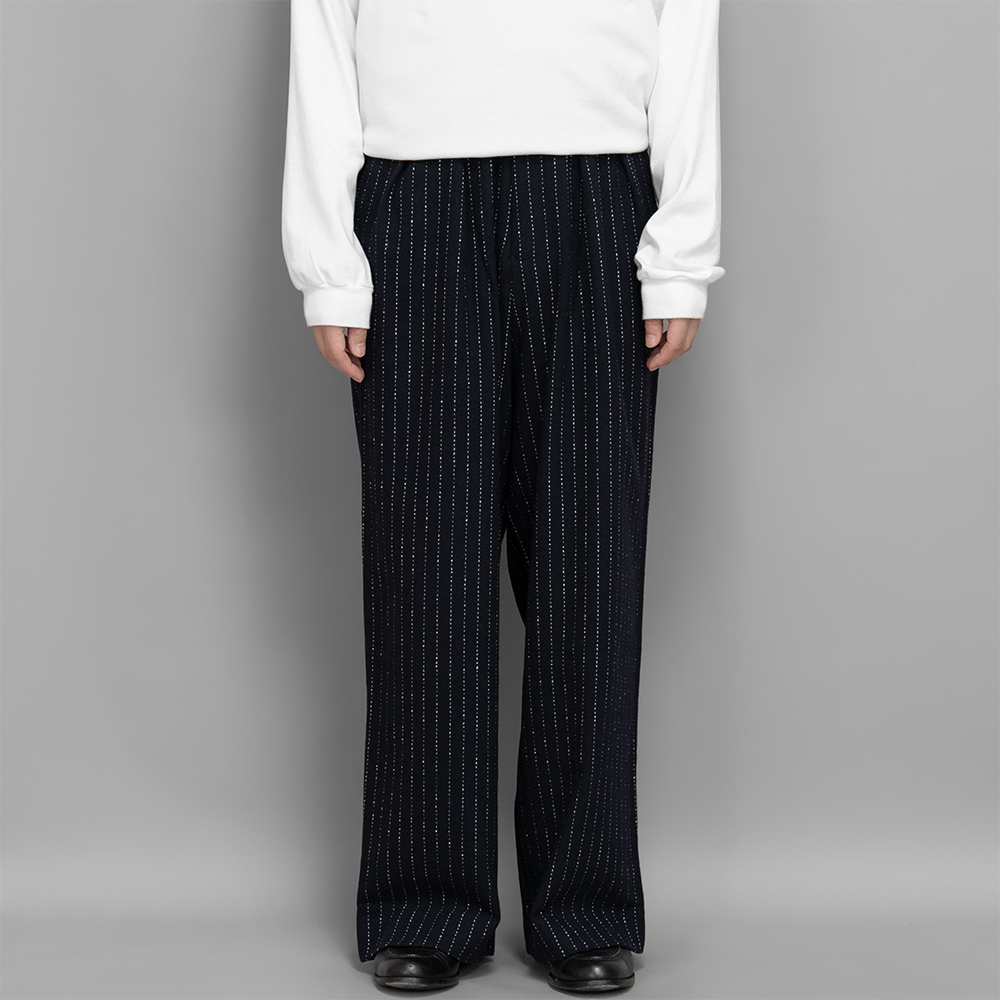 m’s braque / Tucked Baggy Pants (Navy Stripe)