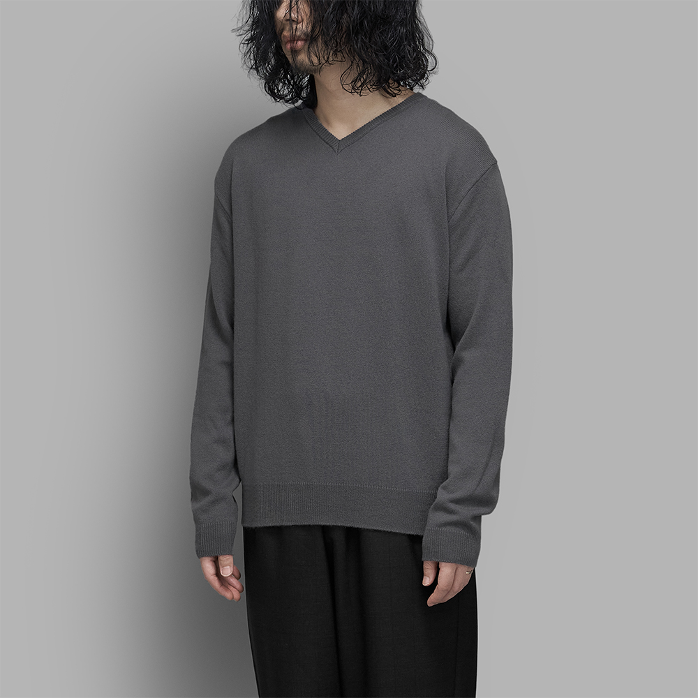 ENCOMING / Knitted V Neck Jumper (Grey)
