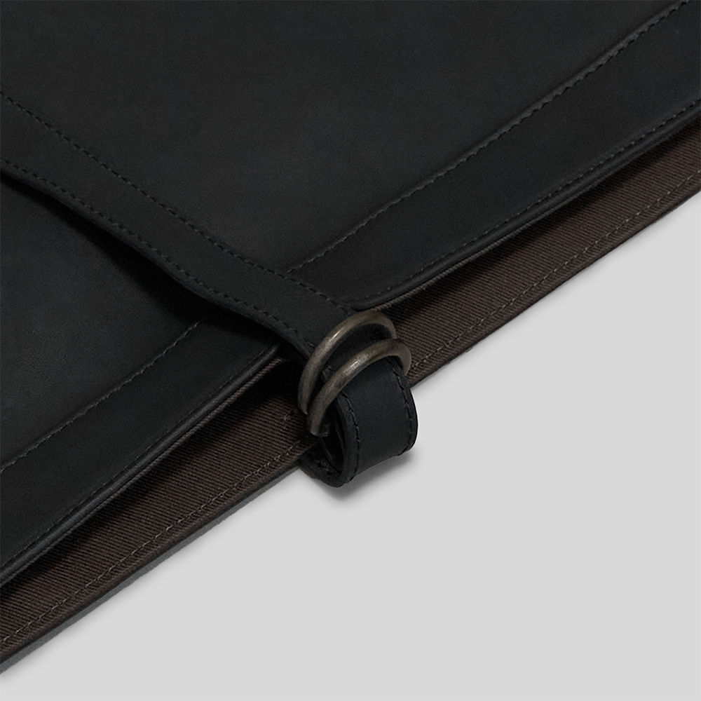 T.T / Newsboy Bag -Horse Leather- (Black) | twelve