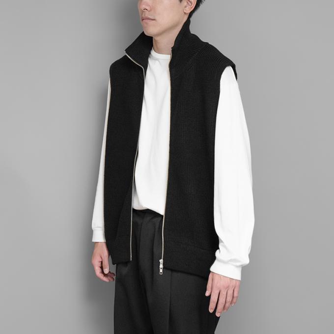 stein / Oversized Drivers Knit Zip Vest (Black)