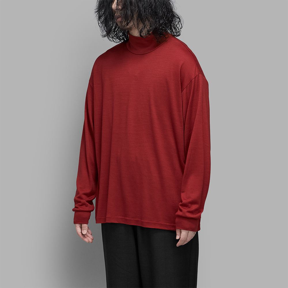 un/unbient / Washable Wool Jersey Hi-neck (Red)