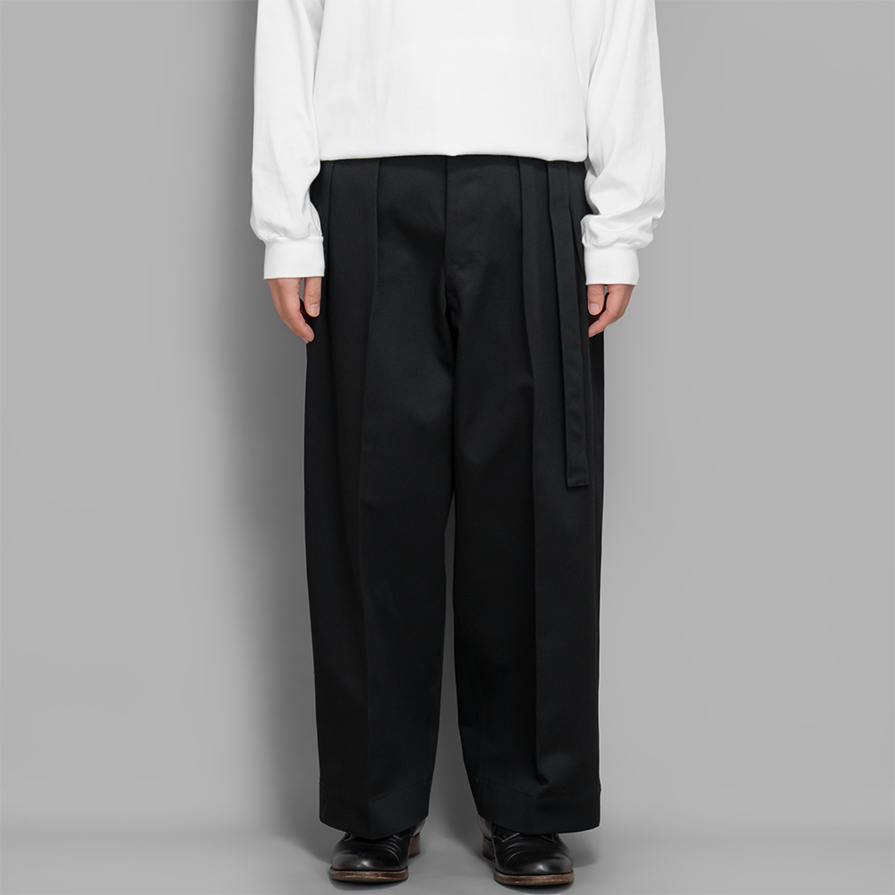 KLASICA / Fifty-Two (Black)