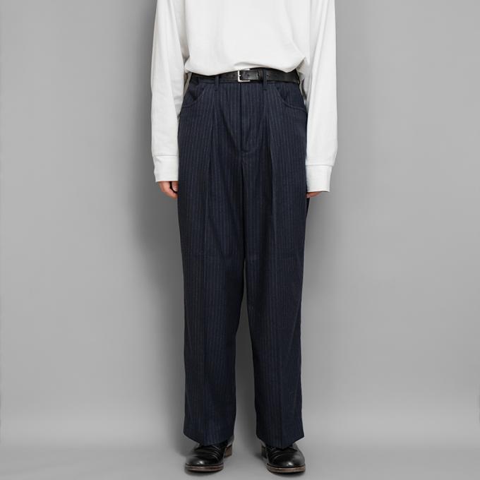 FARAH / One Tuck Wide Pants (Navy) | twelve