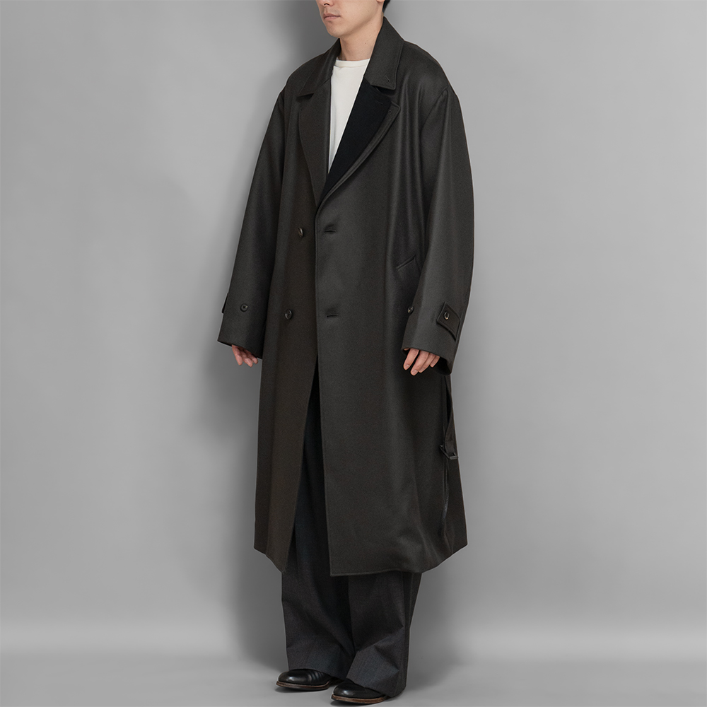 ssstein / Double Lapeled Double Breasted Coat