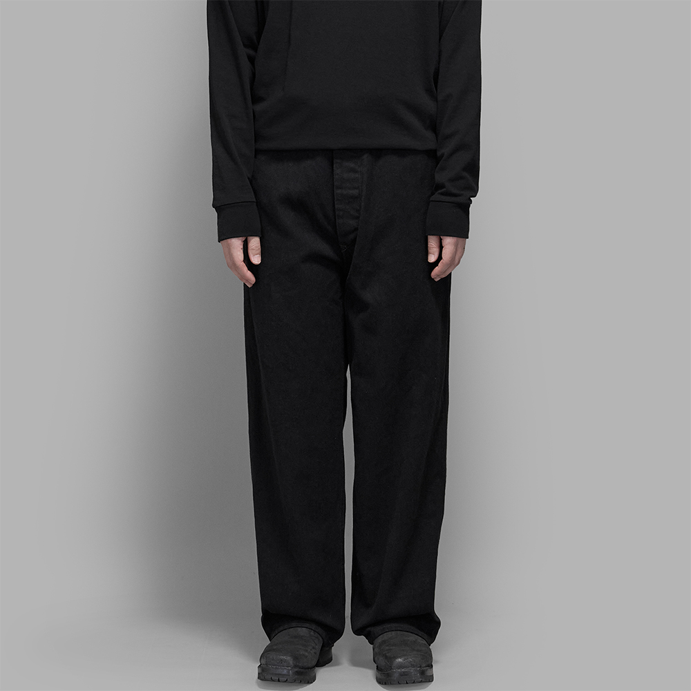 COMOLI / ブラックデニム ベルテッドパンツ | twelve