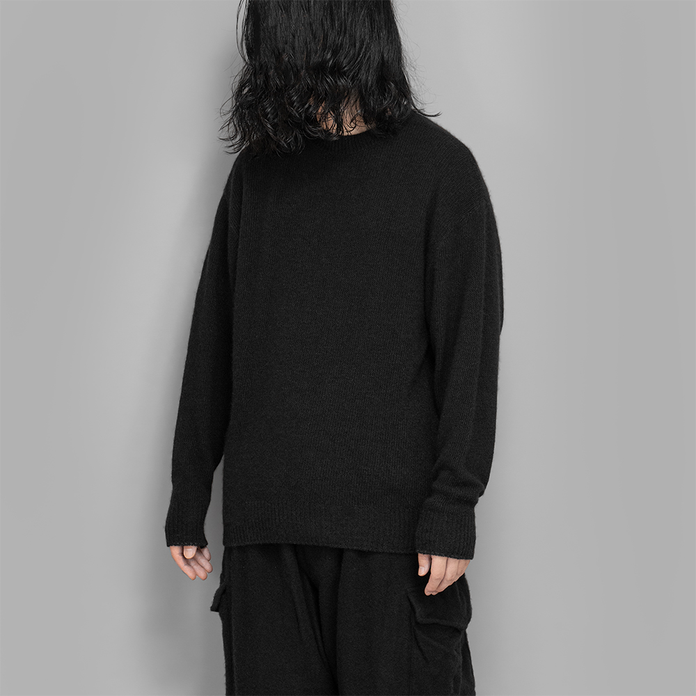 COMOLI / カシミヤ製品染 クルーネックニット