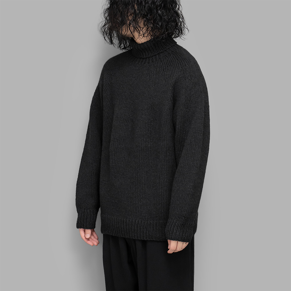 COMOLI / カシミヤ和紙 ハンドタートルネックニット