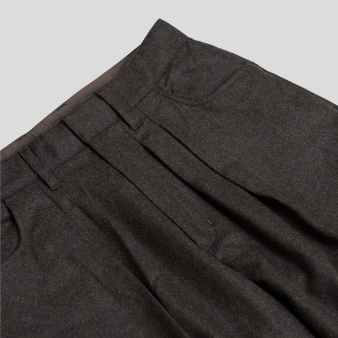 FARAH / Two Tuck Wide Tapered Pants (Dark Brown)