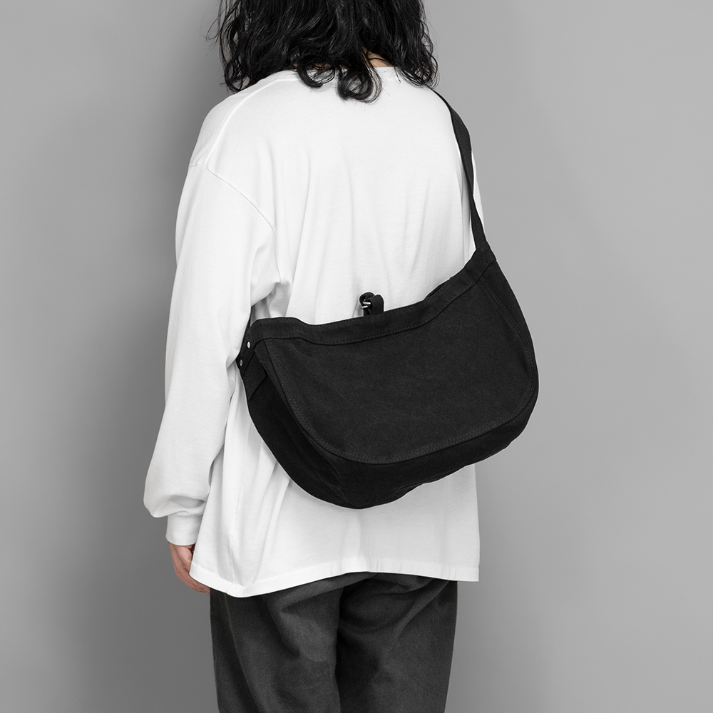 T.T / Newsboy Bag Small (Black)